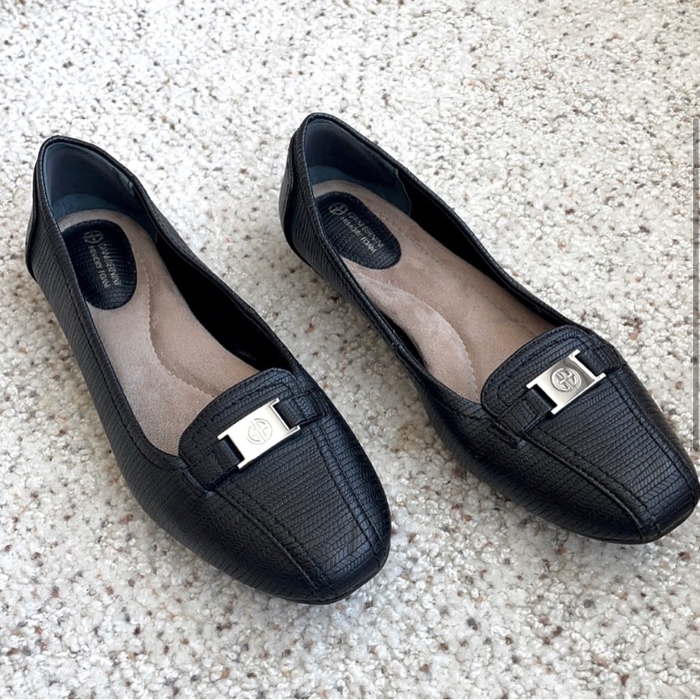 Giani Bernini Memory Foam Loafer - Picture 3 of 5
